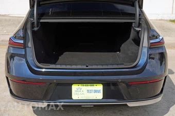 2023 BMW i7 xDrive60 - miniatura 8