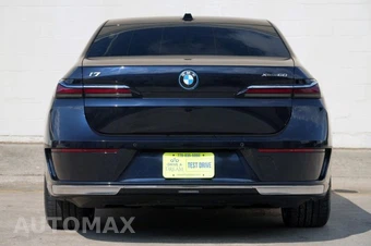 2023 BMW i7 xDrive60 - miniatura 9
