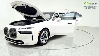 2023 BMW i7 xDrive60 - miniatura 13