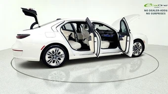 2023 BMW i7 xDrive60 - miniatura 19