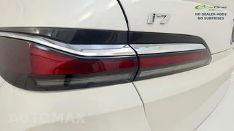 2023 BMW i7 xDrive60 - miniatura 27