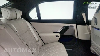 2023 BMW i7 xDrive60 - miniatura 39