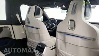 2023 BMW i7 xDrive60 - miniatura 41