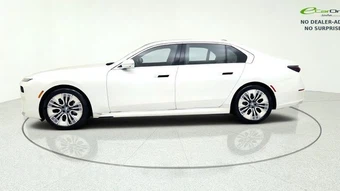 2023 BMW i7 xDrive60 - miniatura 5