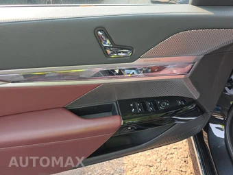 2023 BMW i7 xDrive60 – miniatura 9