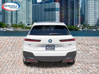 2023 BMW iX Sports Activity Vehicle xDrive50 - miniatura 6