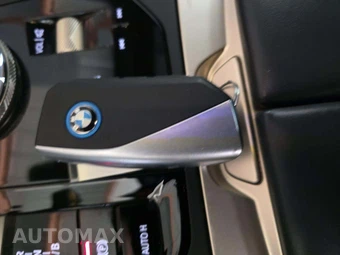 2023 BMW iX Sports Activity Vehicle xDrive50 - miniatura 8