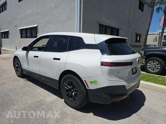 2023 BMW iX Sports Activity Vehicle xDrive50 - miniatura 2