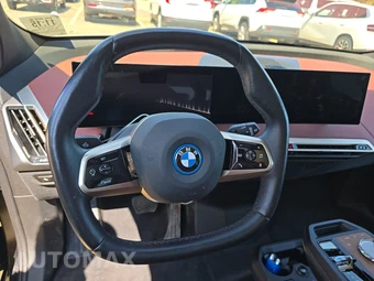 2023 BMW iX Sports Activity Vehicle xDrive50 - miniatura 10