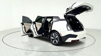 2023 BMW iX Sports Activity Vehicle xDrive50 - miniatura 16