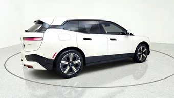 2023 BMW iX Sports Activity Vehicle xDrive50 - miniatura 9