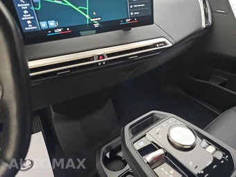 2023 BMW iX Sports Activity Vehicle xDrive50 - miniatura 11