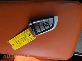 2023 BMW M3 Sedan Competition – miniatura 8
