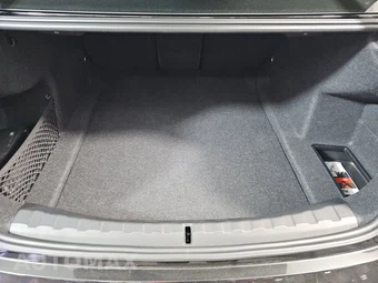 2023 BMW M3 Sedan – miniatura 16