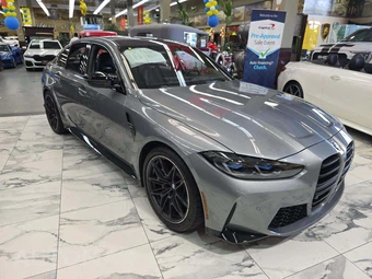 2023 BMW M3 Sedan - miniatura 4