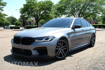 2023 BMW M5 Sedan