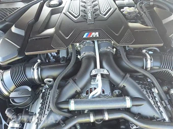 2023 BMW M8 Convertible Competition – miniatura 18