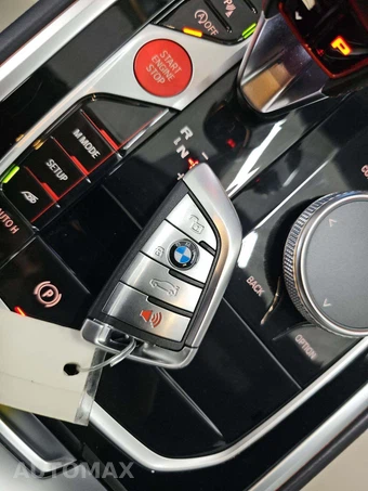 2023 BMW M8 Coupe Competition – miniatura 8