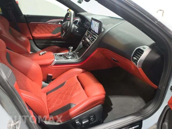 2023 BMW M8 Gran Coupe Competition Sedan – miniatura 18