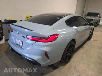 2023 BMW M8 Gran Coupe Competition Sedan – miniatura 3