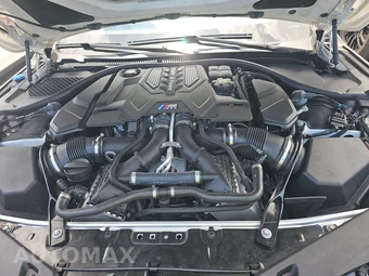 2023 BMW M8 Gran Coupe Competition Sedan – miniatura 15