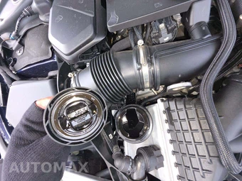 2023 BMW M8 Gran Coupe Competition Sedan – miniatura 23
