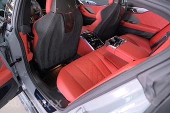 2023 BMW M8 Gran Coupe Competition Sedan - miniatura 13