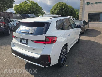 2023 BMW X1 Sports Activity Vehicle xDrive28i M SPORT LINE - miniatura 3