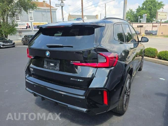 2023 BMW X1 Sports Activity Vehicle xDrive28i M SPORT LINE - miniatura 3