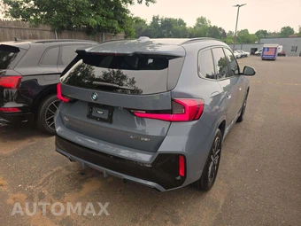2023 BMW X1 Sports Activity Vehicle xDrive28i M SPORT LINE - miniatura 3