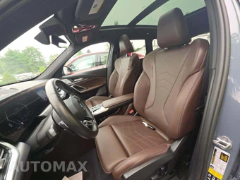 2023 BMW X1 Sports Activity Vehicle xDrive28i M SPORT LINE - miniatura 6