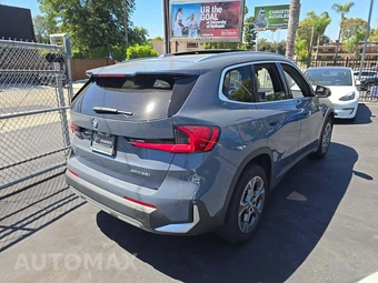 2023 BMW X1 Sports Activity Vehicle xDrive28i - miniatura 3