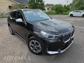 2023 BMW X1 Sports Activity Vehicle xDrive28i - miniatura 3