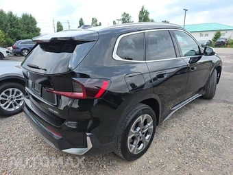 2023 BMW X1 Sports Activity Vehicle xDrive28i - miniatura 4