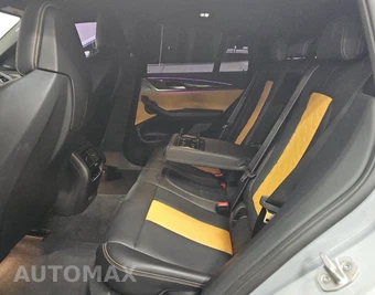 2023 BMW X4 M Sports Activity Coupe - miniatura 9