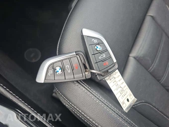 2023 BMW X4 Sports Activity Coupe xDrive30i - miniatura 5