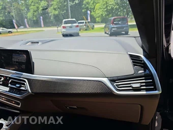 2023 BMW X5 M Sports Activity Vehicle – miniatura 19