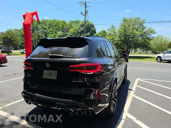 2023 BMW X5 M Sports Activity Vehicle – miniatura 3