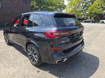 2023 BMW X5 Sports Activity Vehicle M50i - miniatura 2