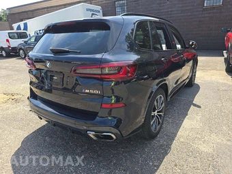 2023 BMW X5 Sports Activity Vehicle M50i - miniatura 3