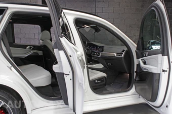 2023 BMW X5 Sports Activity Vehicle xDrive40i M SPORT LINE - miniatura 31