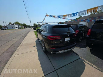 2023 BMW X5 Sports Activity Vehicle xDrive45e - miniatura 2