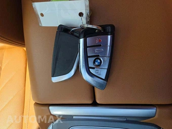 2023 BMW X5 Sports Activity Vehicle xDrive45e - miniatura 5