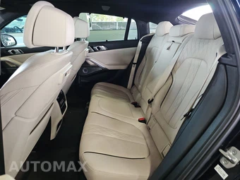 2023 BMW X6 Sports Activity Coupe M50i - miniatura 13