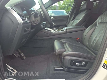 2023 BMW X6 Sports Activity Coupe M50i – miniatura 6