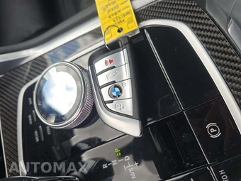 2023 BMW X6 Sports Activity Coupe M50i – miniatura 8