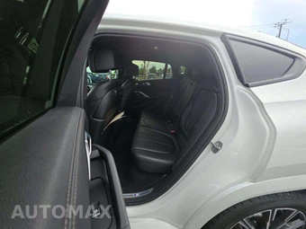2023 BMW X6 Sports Activity Coupe xDrive40i M SPORT LINE - miniatura 13