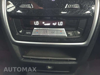 2023 BMW X6 Sports Activity Coupe xDrive40i M SPORT LINE - miniatura 31