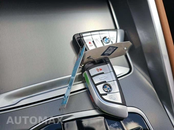 2023 BMW X6 Sports Activity Coupe xDrive40i M SPORT LINE - miniatura 8