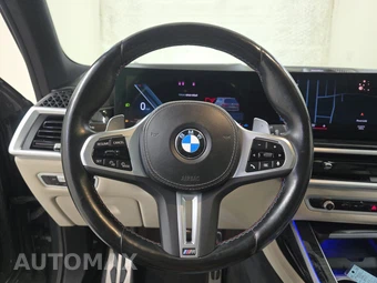2023 BMW X7 Sports Activity Vehicle M60i – miniatura 10